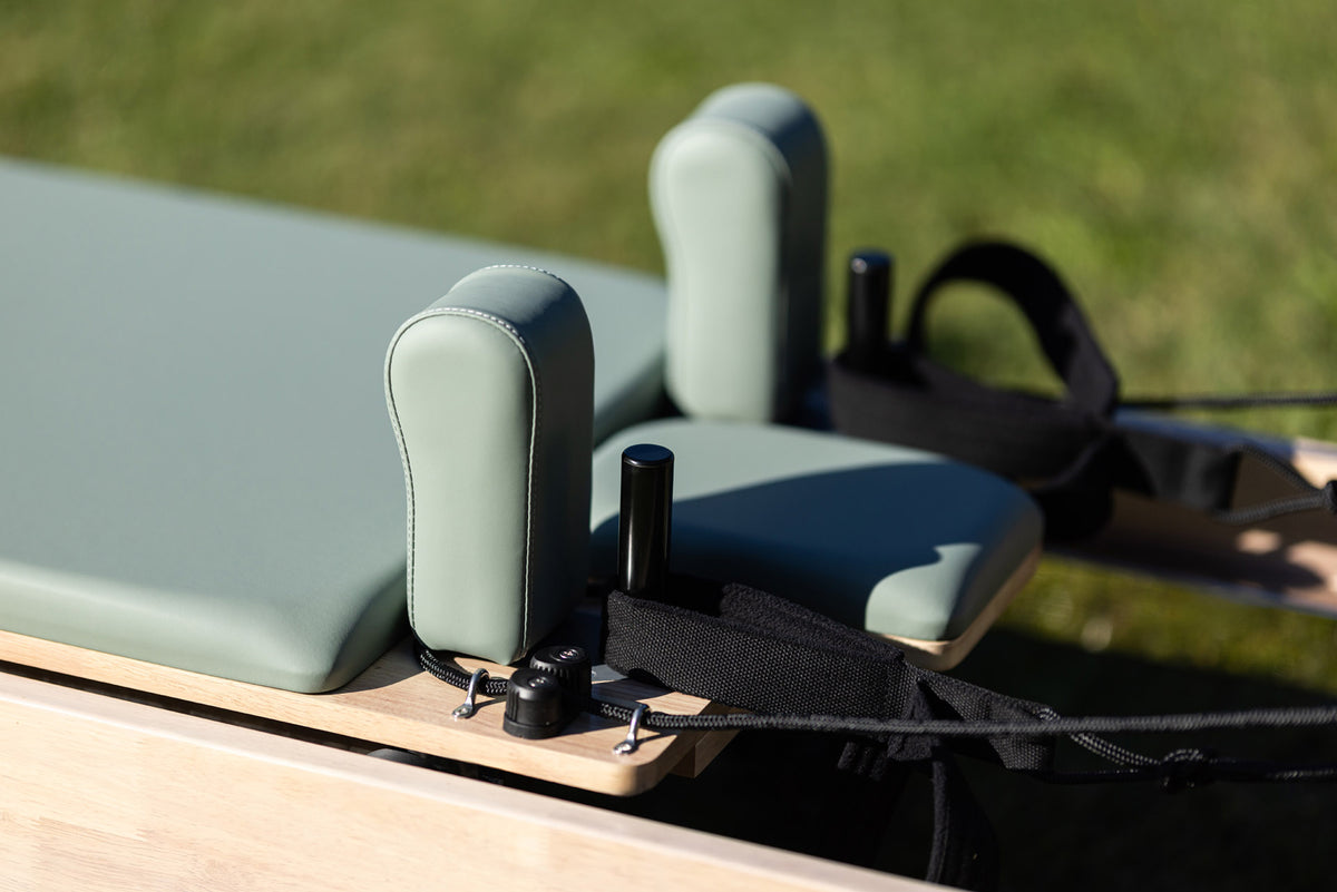 TOORX Liveness Cadillac Reformer PTX-6000 Eichenholz – Ansicht 6